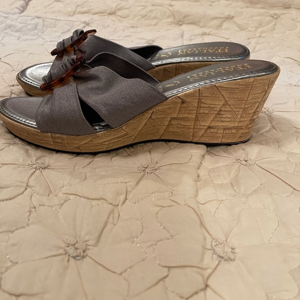 Italian Shoemakers Sandals 11 M. Never worn